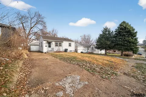 4030 Browne St, Omaha, NE 68111