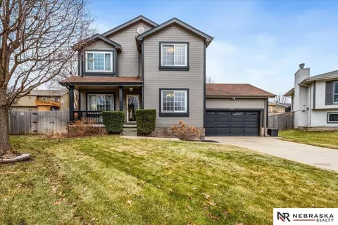 7911 S 151 Avenue Cir, Omaha, NE 68138