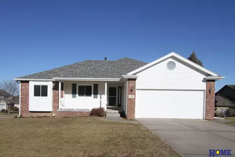 3500 Mesquite Cir, Lincoln, NE 68516