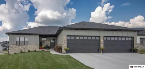 7800 Augustine Ave, Lincoln, NE 68516