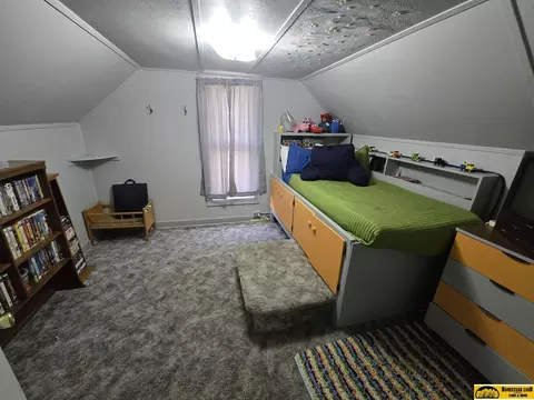 Bedroom - 1109 Pelham, Beatrice, NE 68310 photo 3 of 5