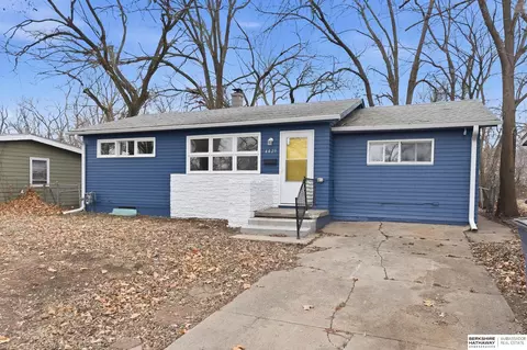 4429 Redick Ave, Omaha, NE 68112