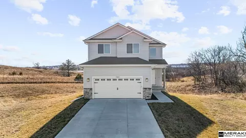 7802 N 94th Cir, Omaha, NE 68122