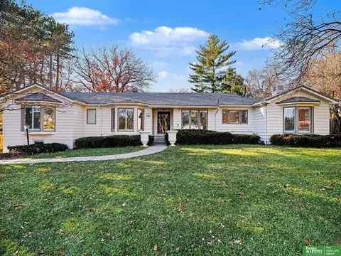 652 N 66 St, Omaha, NE 68132