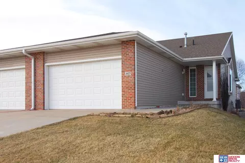 2423 N 89th St, Lincoln, NE 68507