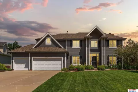 2107 S 181 Cir, Omaha, NE 68130