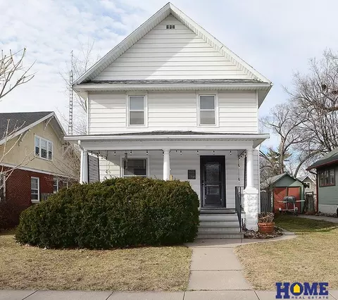 735 S 29th St, Lincoln, NE 68510