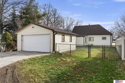 Exterior - 130 E 2nd St, Wahoo, NE 68066 photo 6 of 6