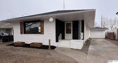 110 N Spring St, Hooper, NE 68031