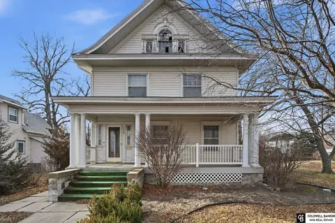 927 N Beaver Ave, York, NE 68467