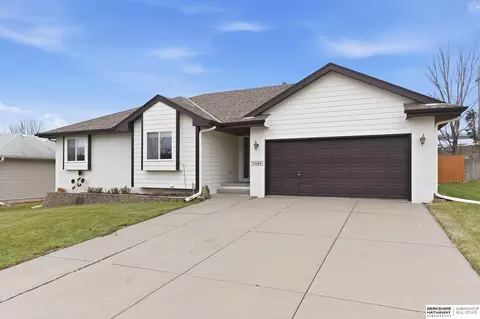 7004 S 167th Ave, Omaha, NE 68136