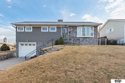 3603 Oak St, Omaha, NE 68105