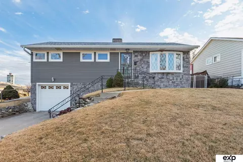 3603 Oak St, Omaha, NE 68105