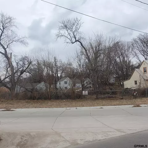 3314 Forest Lawn Ave, Omaha, NE 68112