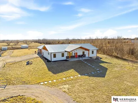 25825 Bennington Rd, Valley, NE 68064
