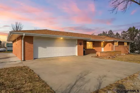 17005 S 68th St, Hickman, NE 68372