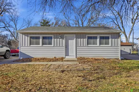 1311 N 54th St, Lincoln, NE 68504