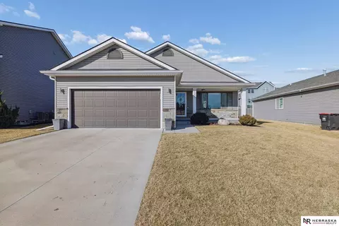 8301 S 63rd St, Lincoln, NE 68516