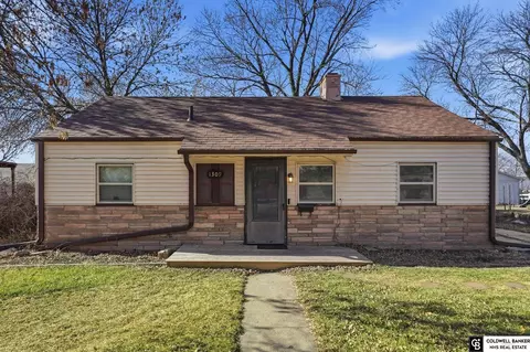 1309 N 8th St, Beatrice, NE 68310