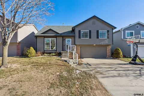 5703 S 186th Ave, Omaha, NE 68135