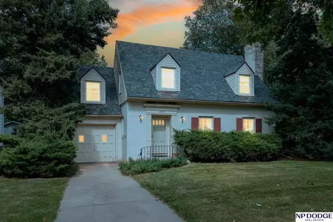 3918 Orchard St, Lincoln, NE 68503