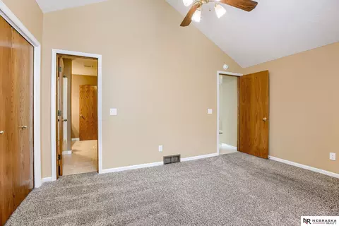 Bedroom - 309 E 17th Ave, Bellevue, NE 68005 photo 5 of 9