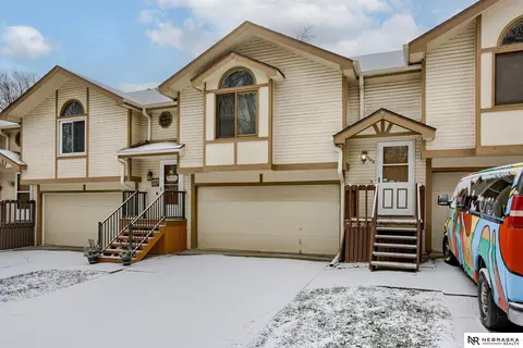 309 E 17th Ave, Bellevue, NE 68005