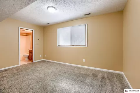 Bedroom - 309 E 17th Ave, Bellevue, NE 68005 photo 6 of 9