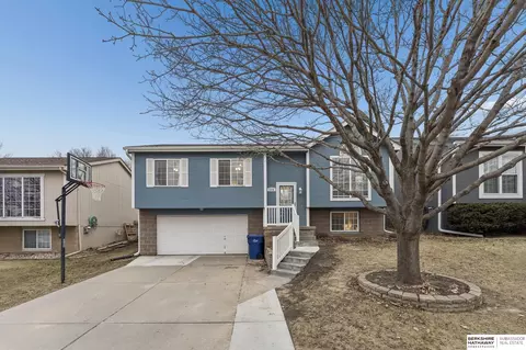 5306 S 190th Ter, Omaha, NE 68135