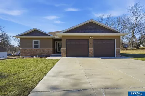 355 Washington St, Sterling, NE 68443
