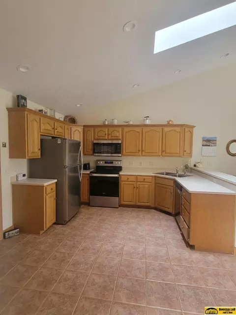 Kitchen - 611 Spring View Cir, Beatrice, NE 68310 photo 2 of 2