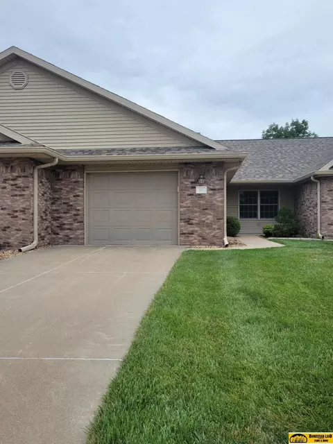 Exterior - 611 Spring View Cir, Beatrice, NE 68310 photo 3 of 4