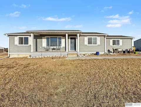 20201 NW 68th St, Raymond, NE 68428