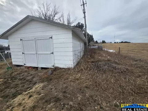 Exterior - 611 Valley View Dr, Ogallala, NE 69153 photo 6 of 8