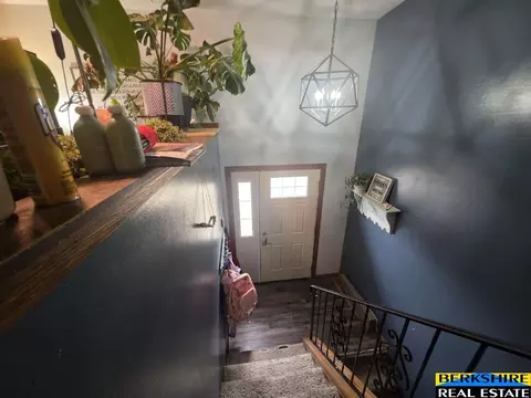 Entry Way - 611 Valley View Dr, Ogallala, NE 69153 photo 4 of 8