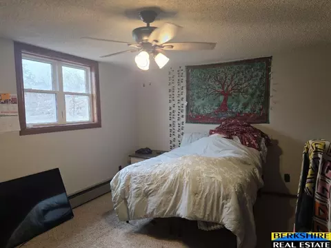 Bedroom - 611 Valley View Dr, Ogallala, NE 69153 photo 6 of 17