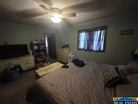 Bedroom - 611 Valley View Dr, Ogallala, NE 69153 photo 4 of 17
