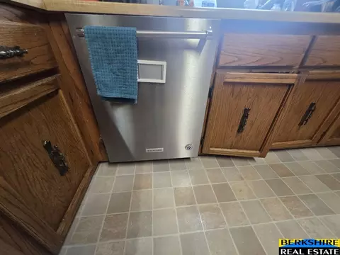 Kitchen - 611 Valley View Dr, Ogallala, NE 69153 photo 8 of 8