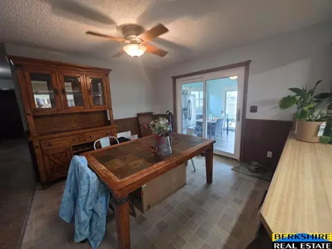 Dining - 611 Valley View Dr, Ogallala, NE 69153 photo 2 of 2