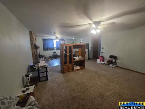 Living - 611 Valley View Dr, Ogallala, NE 69153 photo 6 of 9