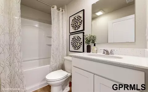16326 Davidson St, Bennington, NE 68007 photo 19