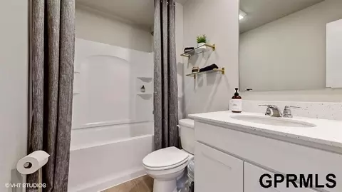 16326 Davidson St, Bennington, NE 68007 photo 14