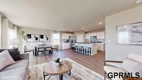 16326 Davidson St, Bennington, NE 68007 photo 3