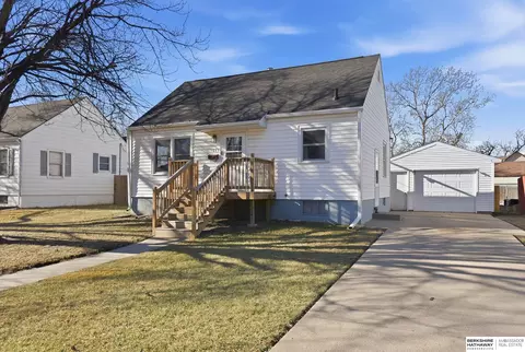 1943 N Clarkson St, Fremont, NE 68025