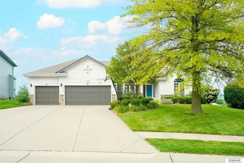 7829 N 156th Ave, Bennington, NE 68007