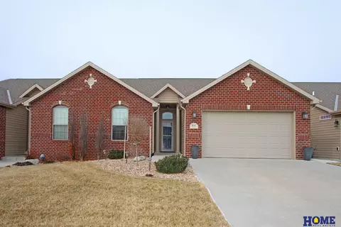 9137 Baybrook Cir, Lincoln, NE 68516