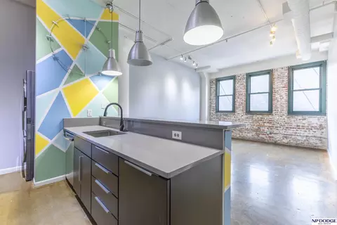 1024 Dodge St #201, Omaha, NE 68102