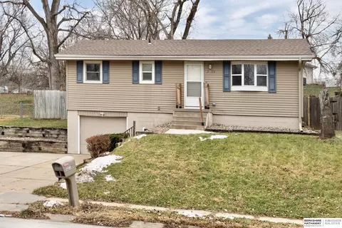 3835 N 88th Ave, Omaha, NE 68134