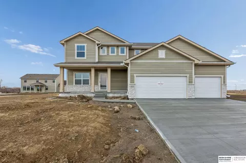 20819 Nebraska Ave, Elkhorn, NE 68022