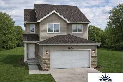 7901 N 94th St, Omaha, NE 68122